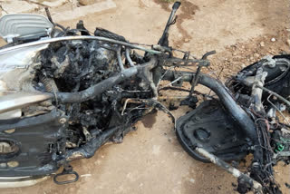 Two bikes burn in Solapur due to nurse aware about Corona spread