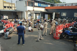 Police action against people  who break lockdown rule in Raigad