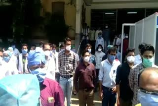 doctors protest in pune