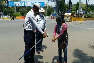 Use of sanitizer By traffic police