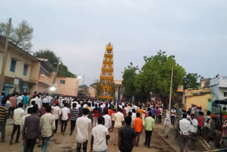 Over 100 Gather For Temple Chariot  Event At COVID-19 Hot spot In Karnataka