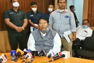 Minister Rameshwar Oraon interacted with journalists in Ranchi