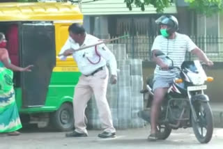 police hitting to old man