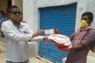 groceries distributed to the poor by the yadagirigutta  mro in yadadri bhuvanagiri