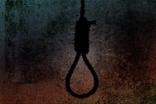 Doctor found hanging in South Delhi