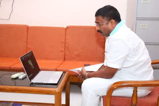 minister aadimulapu suresh video conference at mpdo tahasildar at yerragondapalem prakasam district