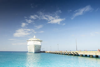 German cruise ship leaves Australia after 3-week stay