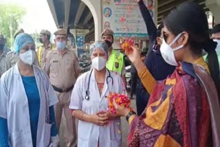 Policemen and nurses honored in Panipat