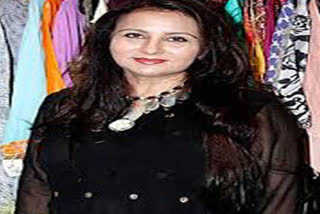 poonam dhillon wants to be a doctor