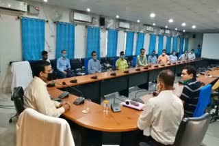 District Deputy Commissioner held a meeting with doctors in sahibganj