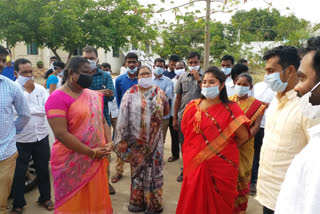 mask distributes to doctors by mp madhavi in vizianagaram dst