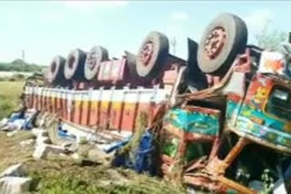 lorry acident at chillakuru