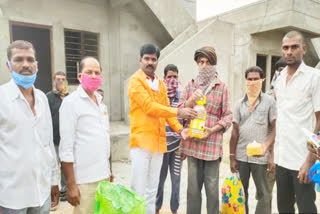 Distribution of essentials for Andhra migrant laborers at siddipet