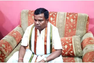 chattisgarh-congress-minister-kawasi-lakhma-flouts-lockdown-norms-says-i-was-bored-at-home