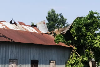 নামনি অসমত প্ৰচণ্ড ধুমুহাৰ তাণ্ডৱ