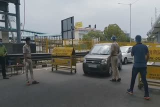 police strict checking at faridabad badarpur toll plaza