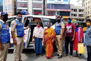 Police who transported a pregnant woman to a hospital in a patrolling vehicle in Hyderabad