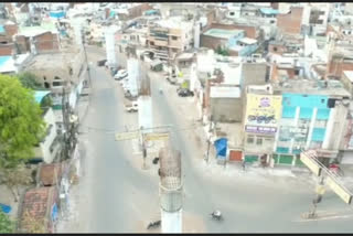 Police is keeping an eye on the violators of lock down in rewa