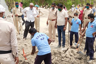 Dead body of PC operator of Reliance Ashdem Abdul Razzaq found in Singrauli