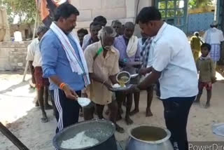 food distribution in madakashira with manikanta trust members