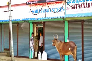 Open shops in Hubli between lockdown