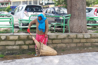 Daily cleaning in the middle of Corona in Kullu city