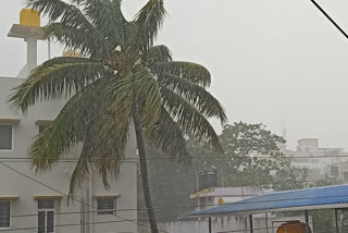 Heavy rain with thunderstorms in Belagavi city