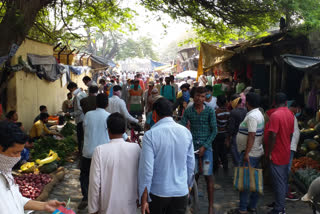 Bardhaman wholesale market closed