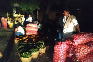 Lockdown break in Raichur: Illegal business starts at night