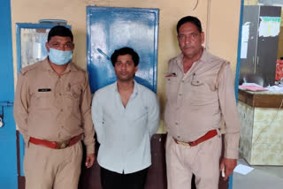 man robbing medicines at MP mahesh sharma hospital in noida arrested