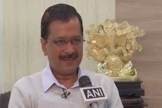 CM Arvind Kejriwal helped pregnant corona suspect woman