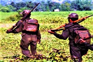 Naxalites accuse security forces of killing a villager by throwing a paper in Dantewada