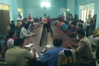 bagepalli tahsildar meeting with shoppers