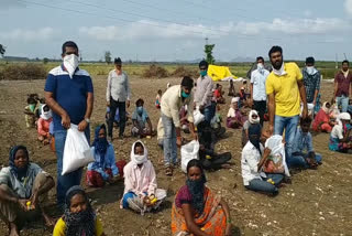 youth committee food distributed to migrant labours at thutaka lingannapet village khammam district