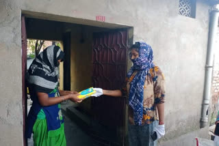 Sanitary napkins distributed in Burnpur