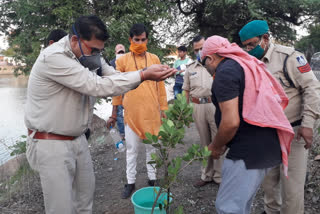 Plantation done on the occasion of Earth Day