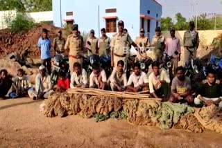 11 are arrested for hunting animals in Kappattagudda of Gadaga