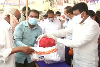 vegetable and fruit kits distribution programme stated in vijayawada