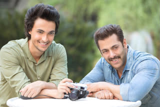 salman khan and aayush sharma to wrok together in marathi film remake