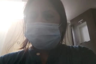 corona positive female doctor's heart breaking video goes viral in ahmedabad gujrat