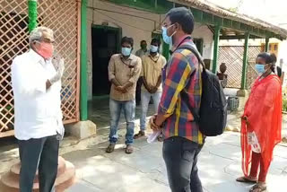 mla fired on gram sachivalayam employees in kandukuru