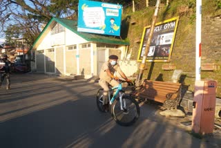 SHO Sandeep Choudhary is patrolling on cycle