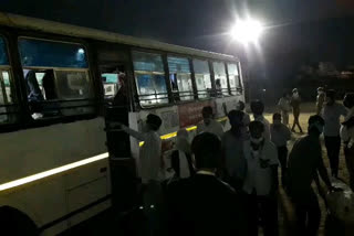 छात्रों को भेजा गया घर, कोटा न्यूज, Students of Harioti area went home, Students sent home from Kota