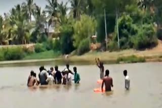 Youth drowns in water in haveri