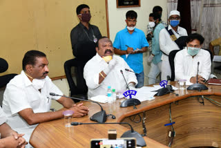 minister gangula kamalakar review on paddy purchase in telangana