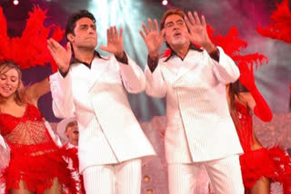 abhishek bachchan danced with amitabh bahchcan