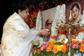 Lata Mangeshkar pens emotional post on father's death anniversary