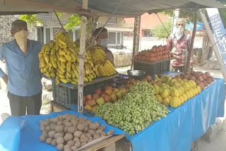 alwar news, Mango prices fall, lockdown