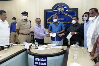 7 lakhs from Rajiv Education Trust to Corona Relief Fund