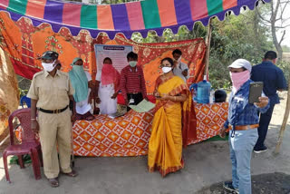 Establish check posts in Illandu town against the spread of corona virus